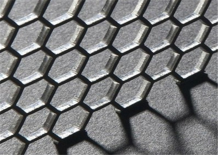 El agujero hexagonal perforó la placa de acero galvanizada malla metálica para la decoración