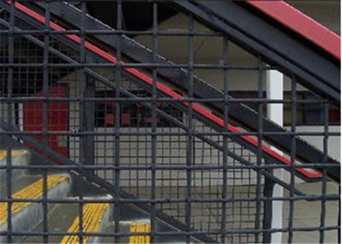 Corrosión anti prensada artículo de la malla de alambre para el uso de la cerca de seguridad del parque zoológico del parque de las escaleras