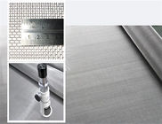 malla de alambre de acero tejida SS304 de la superficie de plano del tamaño del rollo del estándar de los 25m