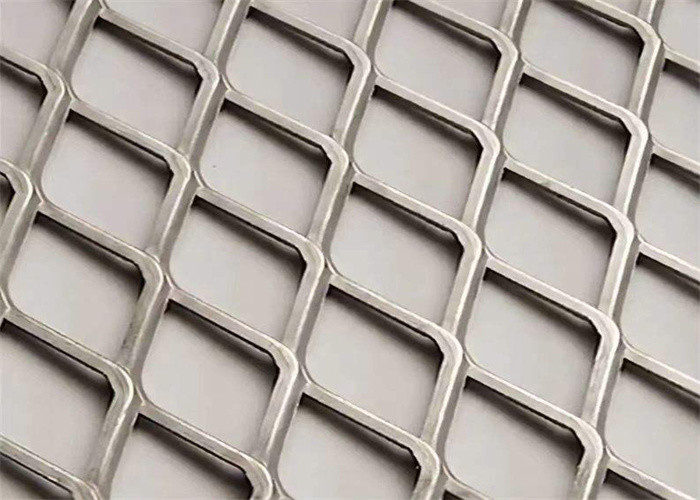 Panel de malla de alambre ampliado versátil en chapa o en rollo de metal duradero